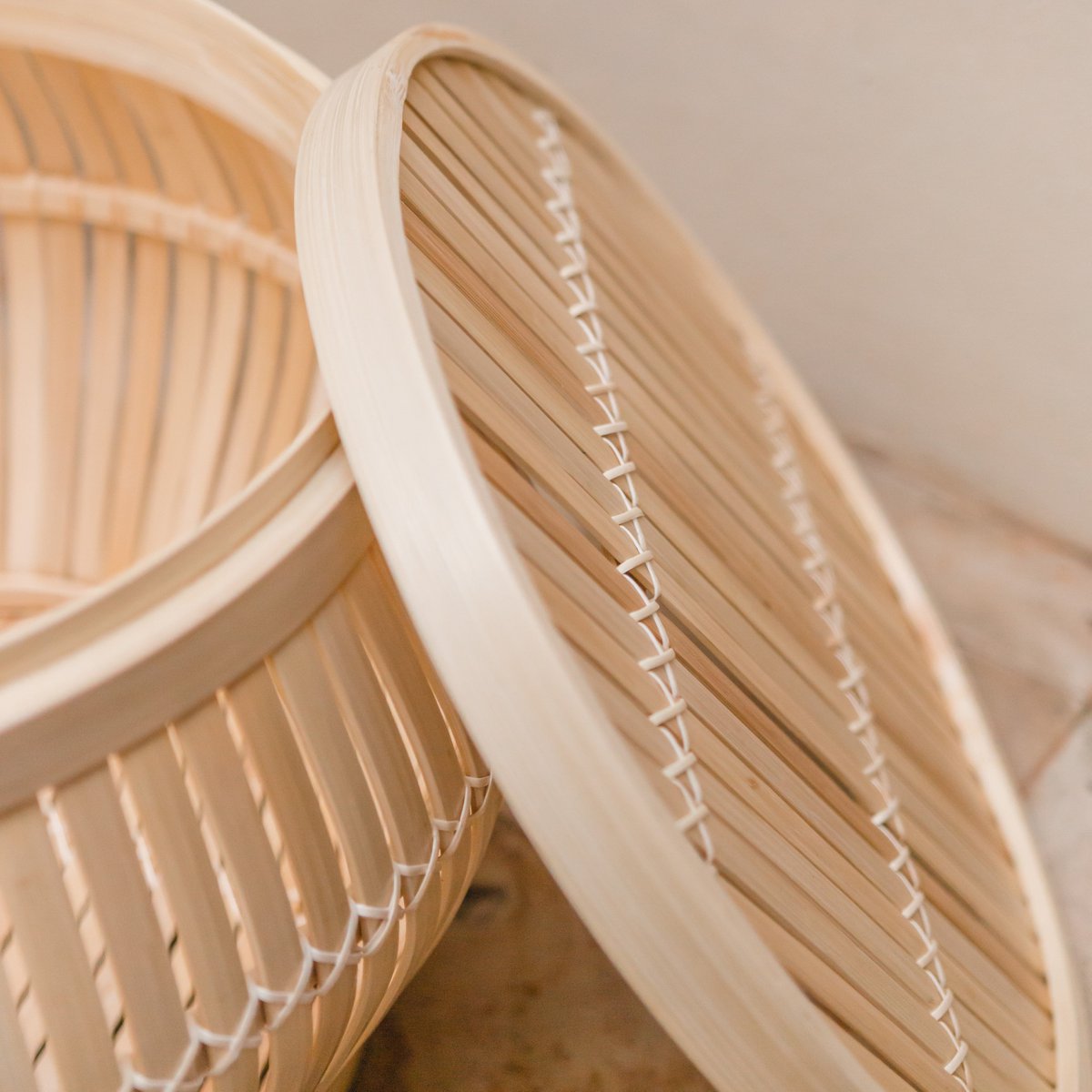 Bamboo side table Batavia M – ø45 × 32 cm, Indonesia