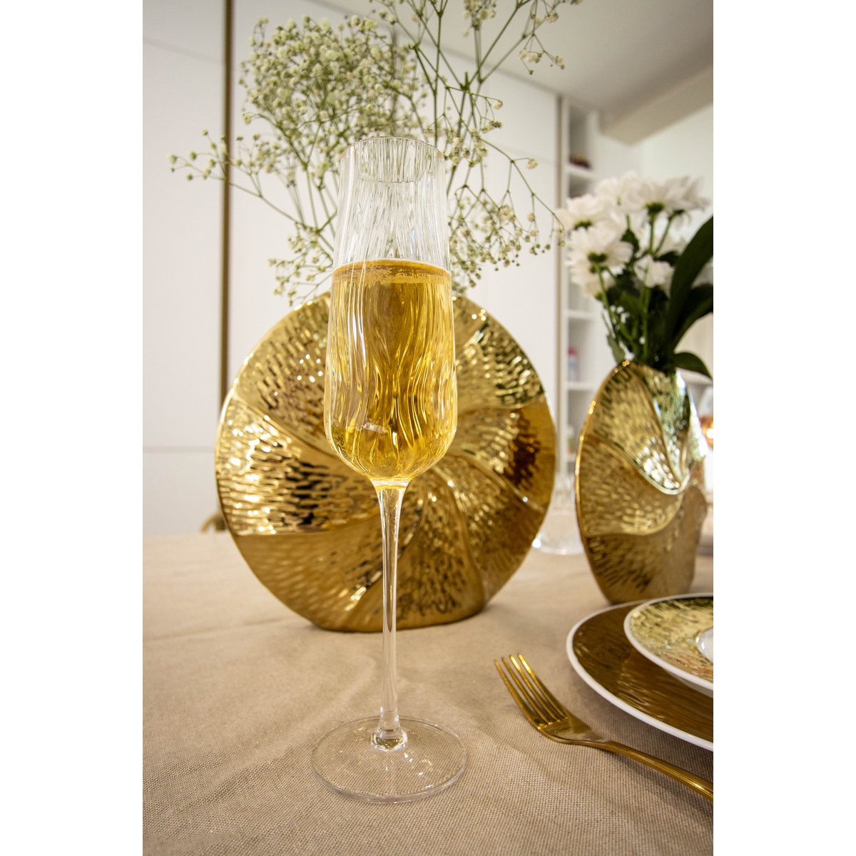 Champagnergläser aus Glas mit Wellendetail, 6er-Set