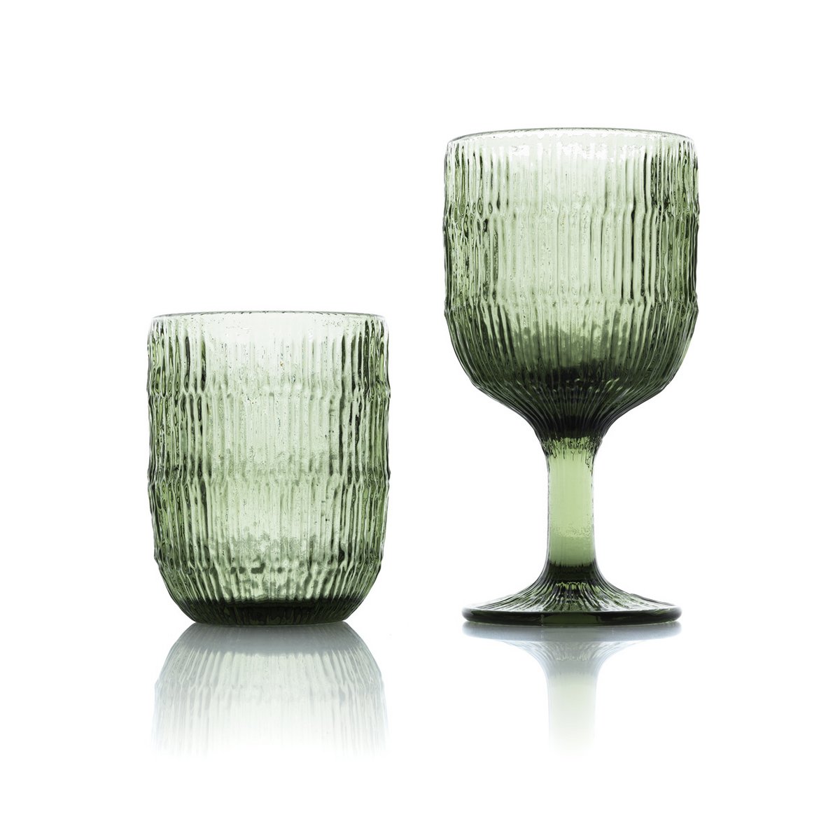 Green glass wine glass 16 cm - ripple texture