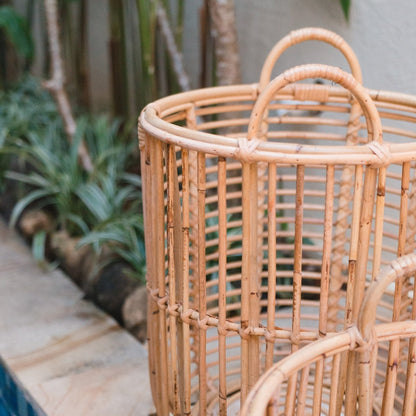 Handwoven rattan basket Jemuh low – ø42 × 27 cm, Indonesia