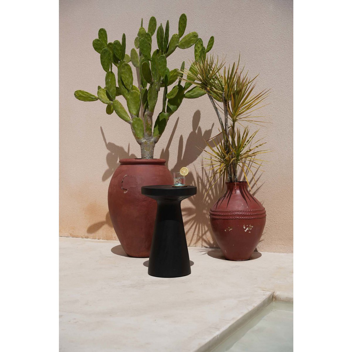 Suar wood side table, black - 40×40cm