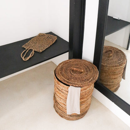 Banana fibre laundry basket OMBAK with lid - brown