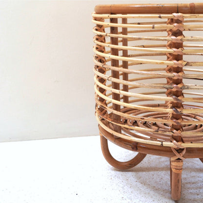 Rattan plantestativ MALANG 35 cm – beige flettet holder