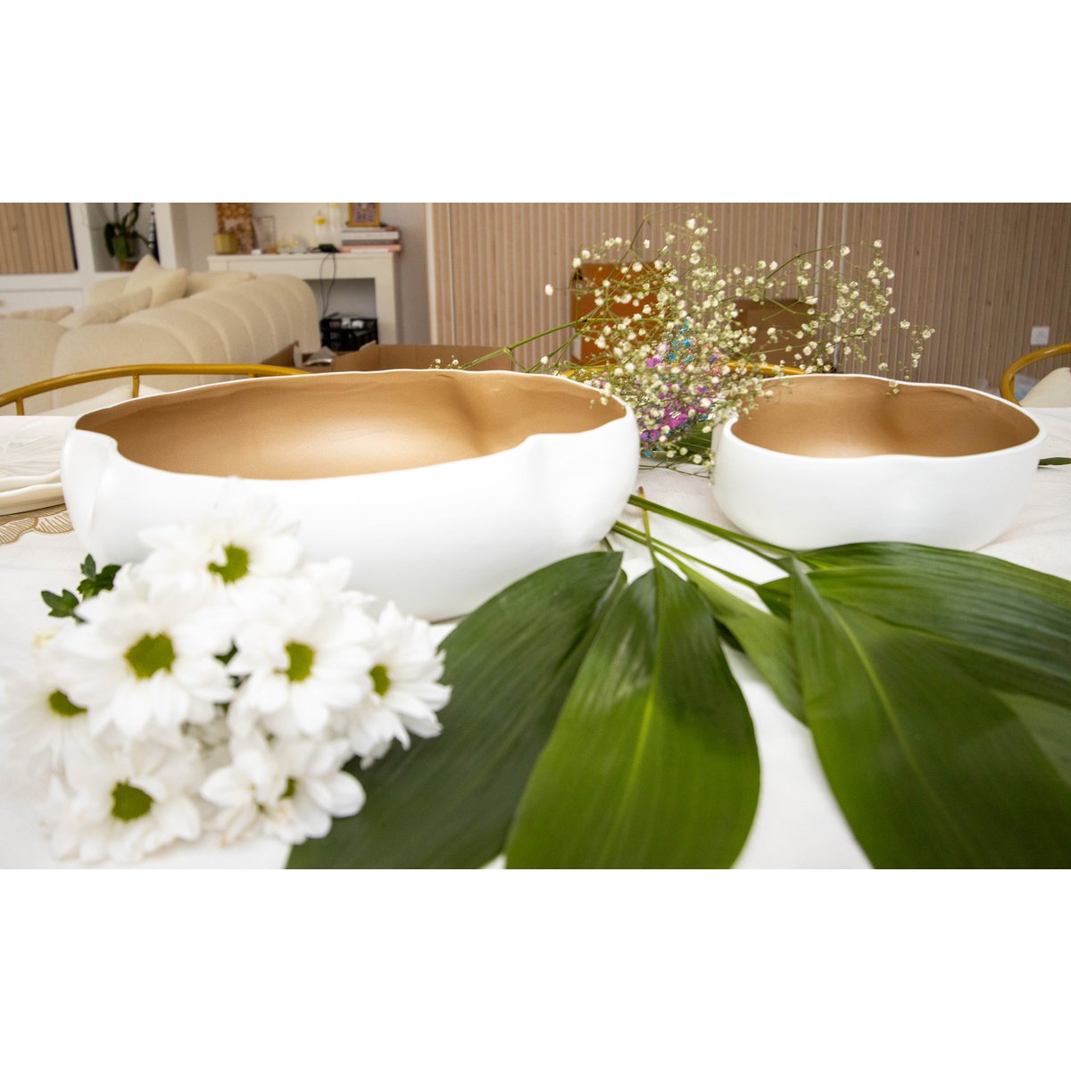 Ceramic serving bowl, white and gold, 34cm