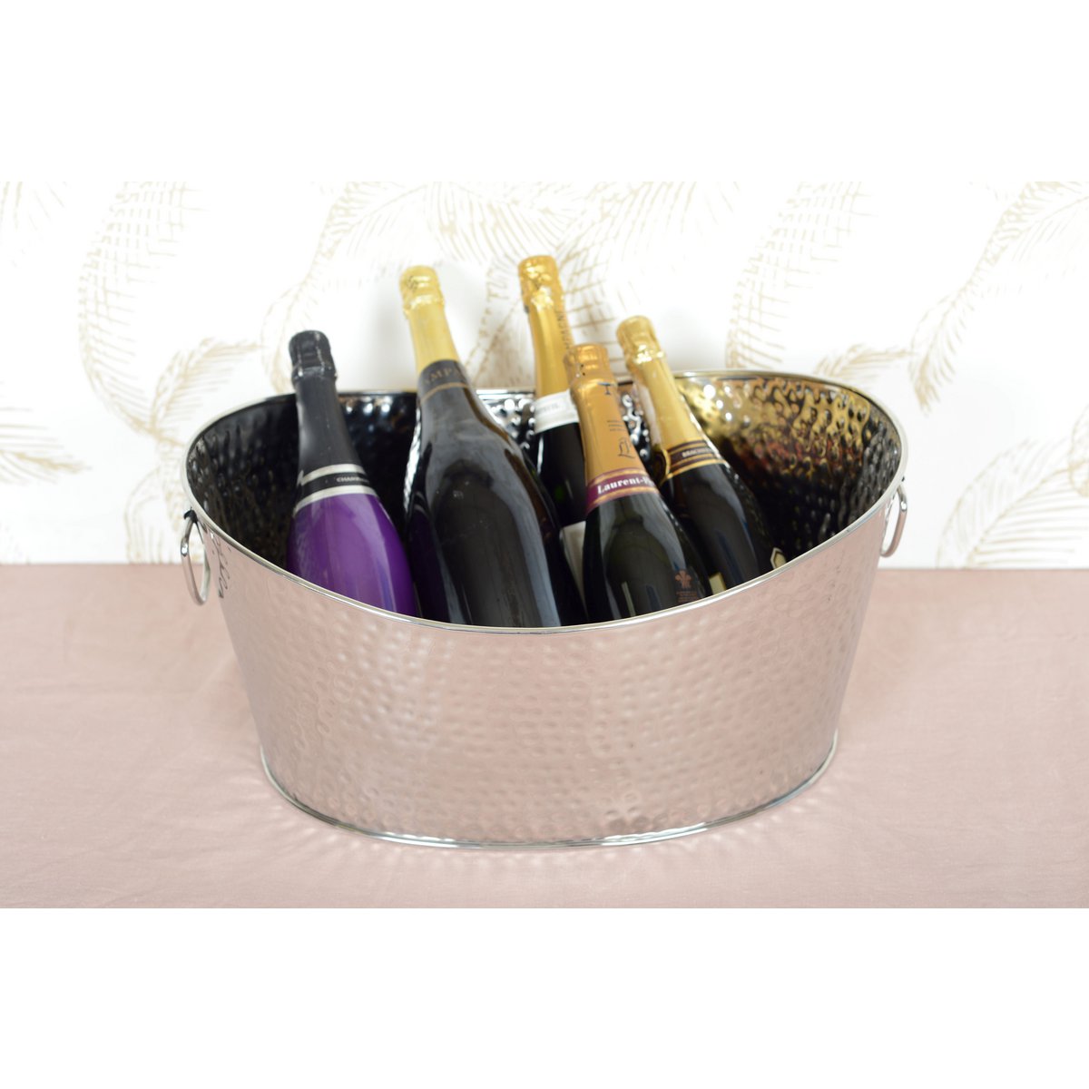 Hamret sølvfarvet champagnekøler i metal 49 × 35 cm