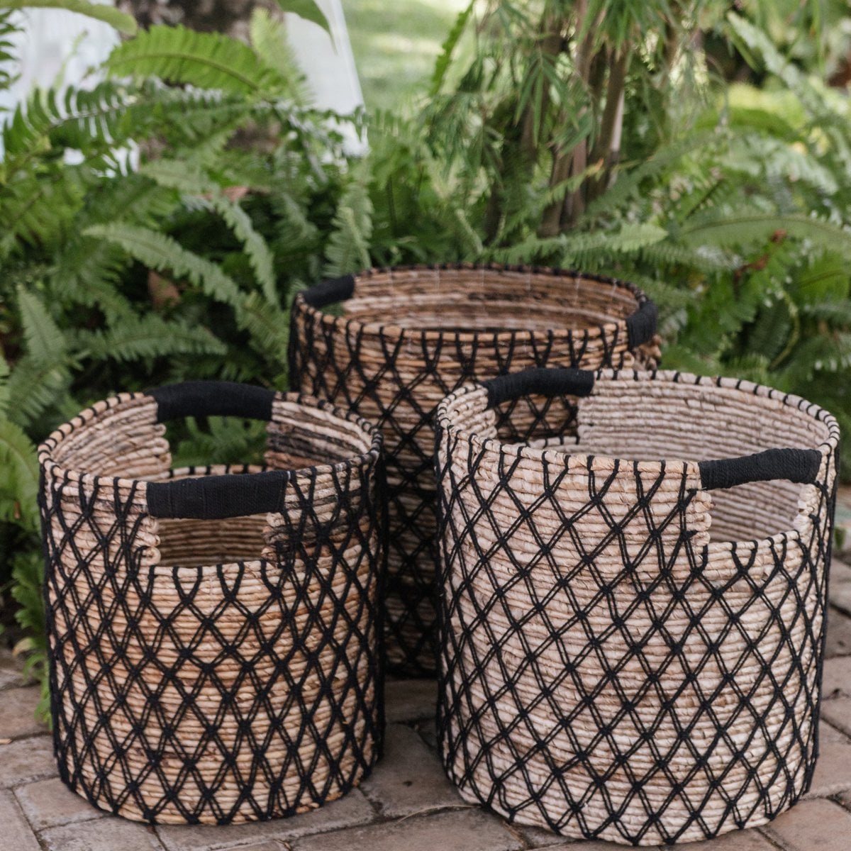 Banana fibre basket PURA L – black, beige & brown, Indonesia