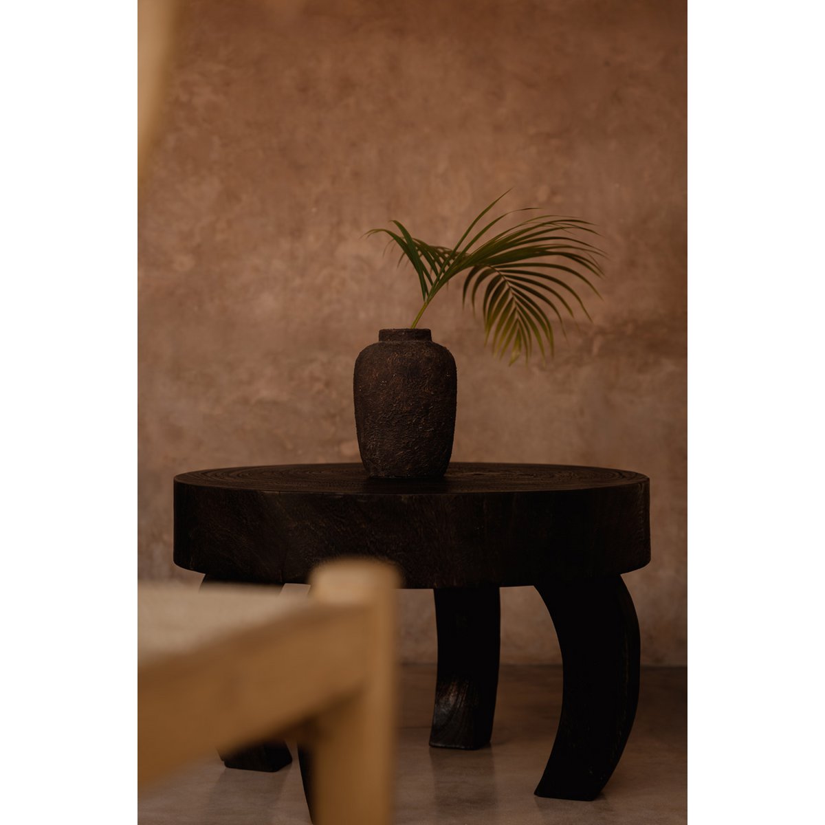 Octo Chic Coffee Table, 70 cm - Dark walnut round