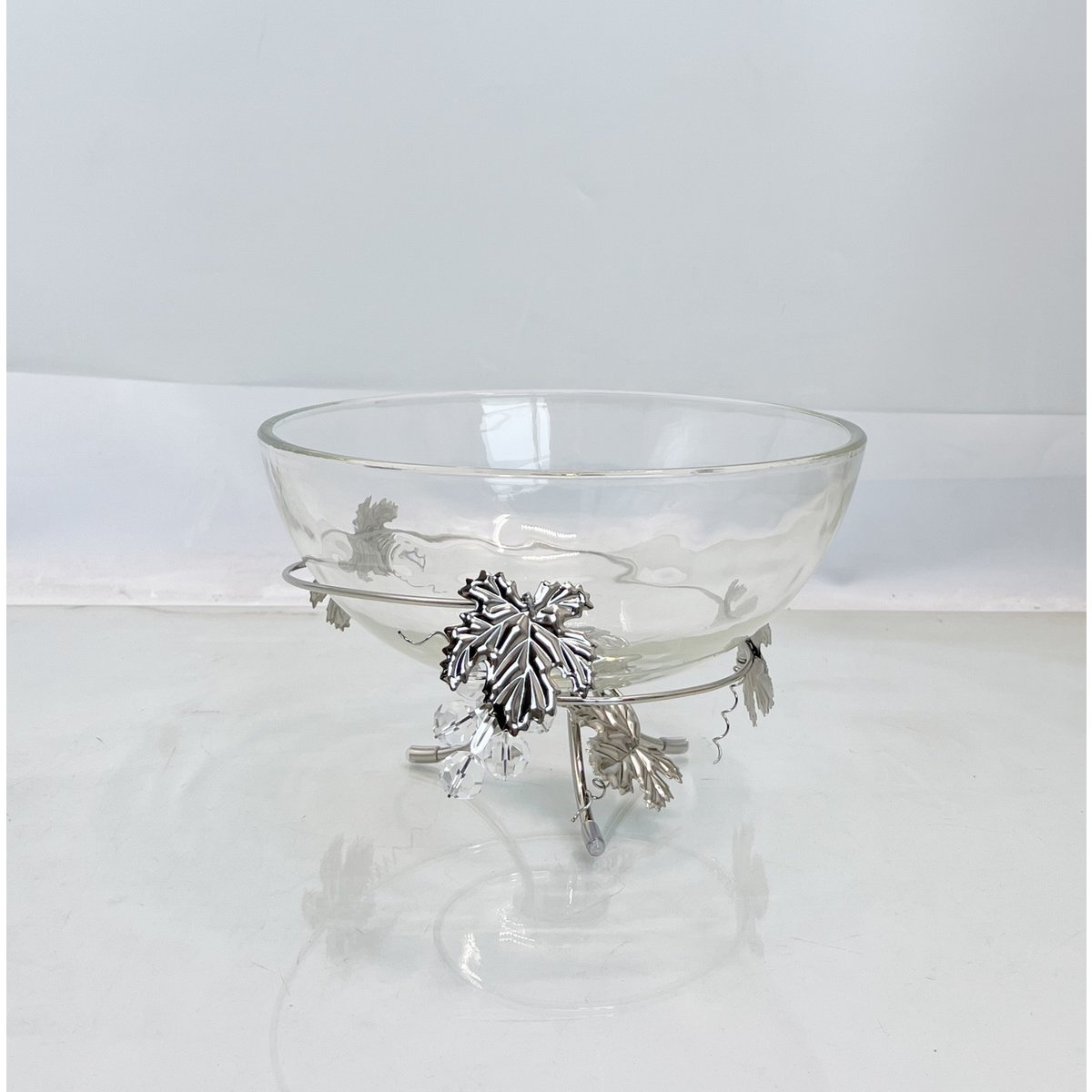 Silver vine leaf bowl, 25cm - decorative storage