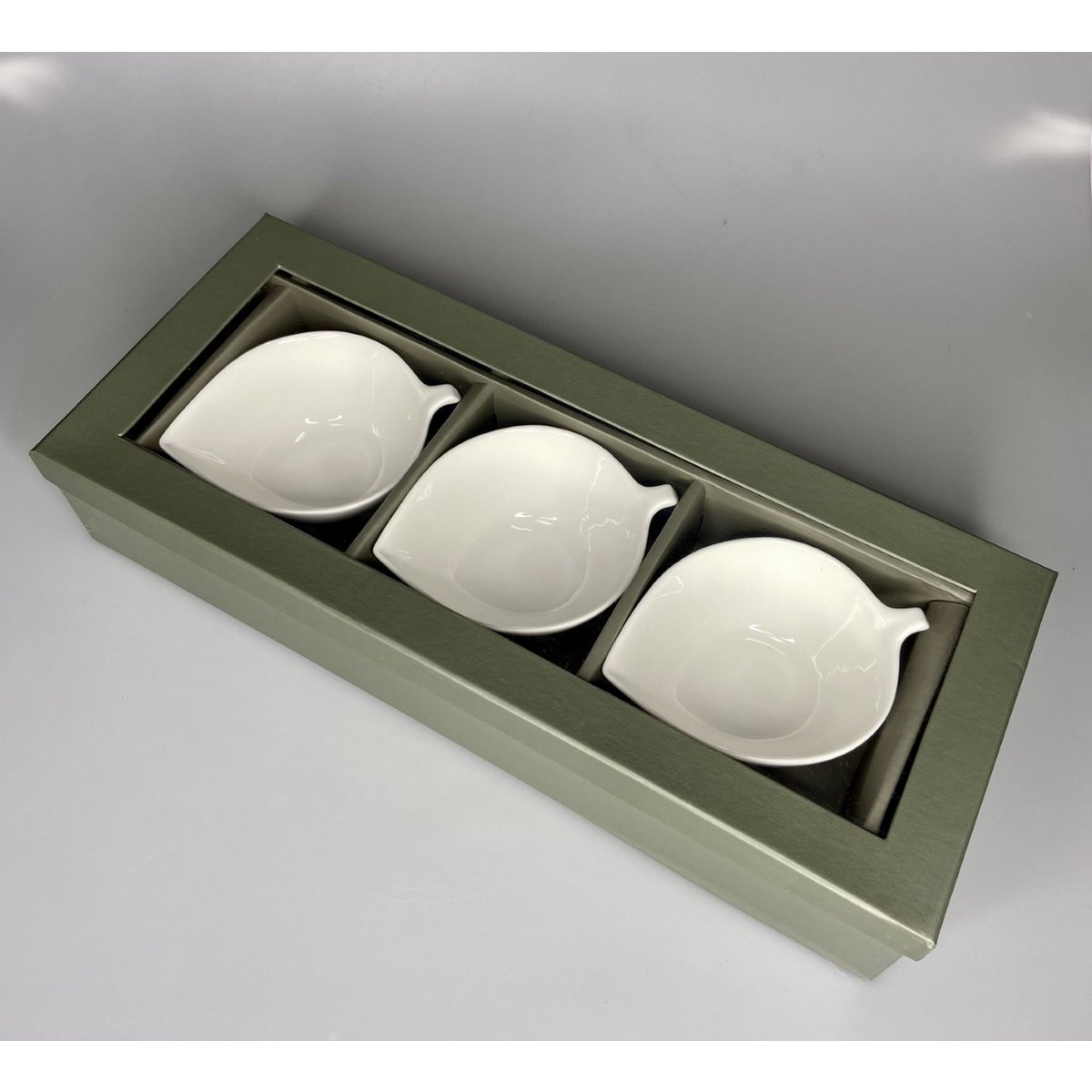 Weiße Keramik-Aperitifbecher 14×10,5 cm – blattförmiges 3er-Set