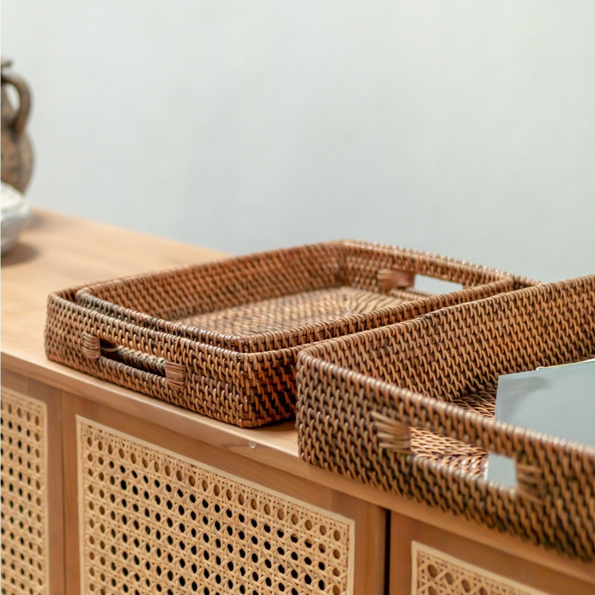 Rattan rectangular tray Amahai M – geometric, brown & red