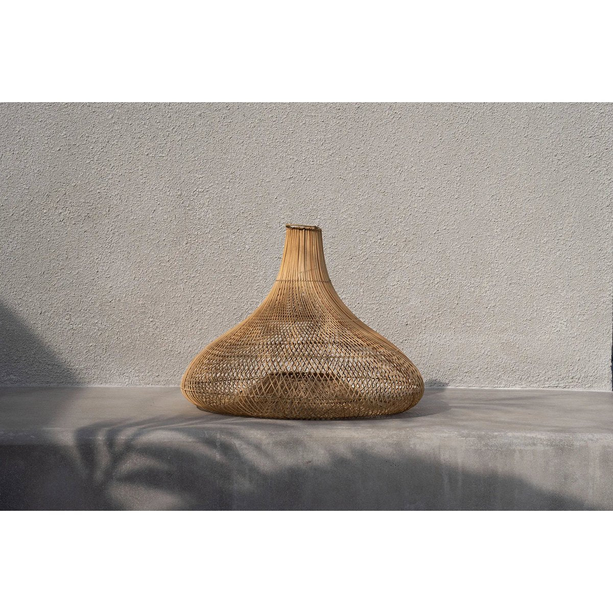 Rattan Shala pendellampe, beige – 77×57 cm