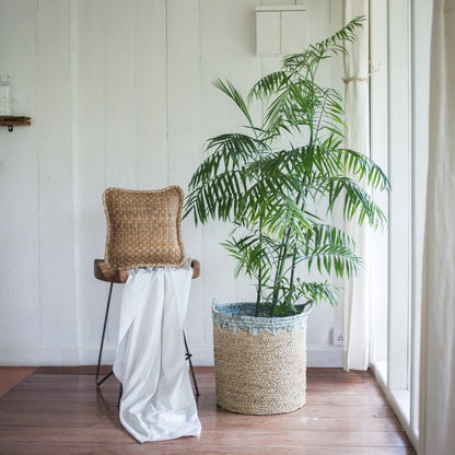 Seagrass vasketøjskurv NIAS M – 35 × 40 cm, beige & blå
