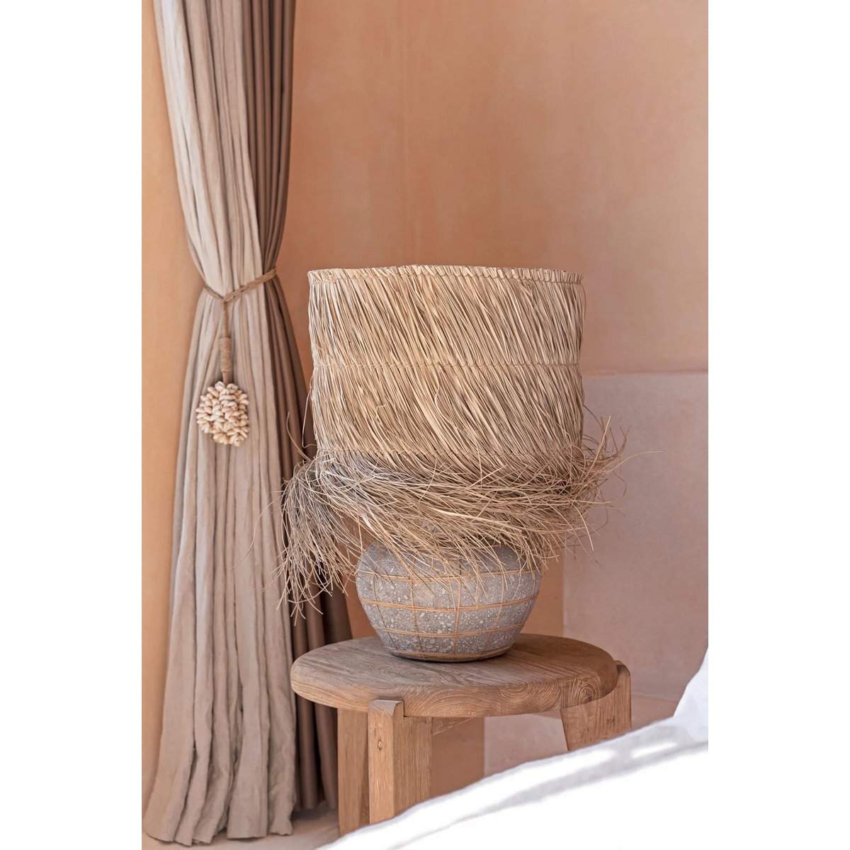 Terracotta table lamp with concrete finish - 48 cm