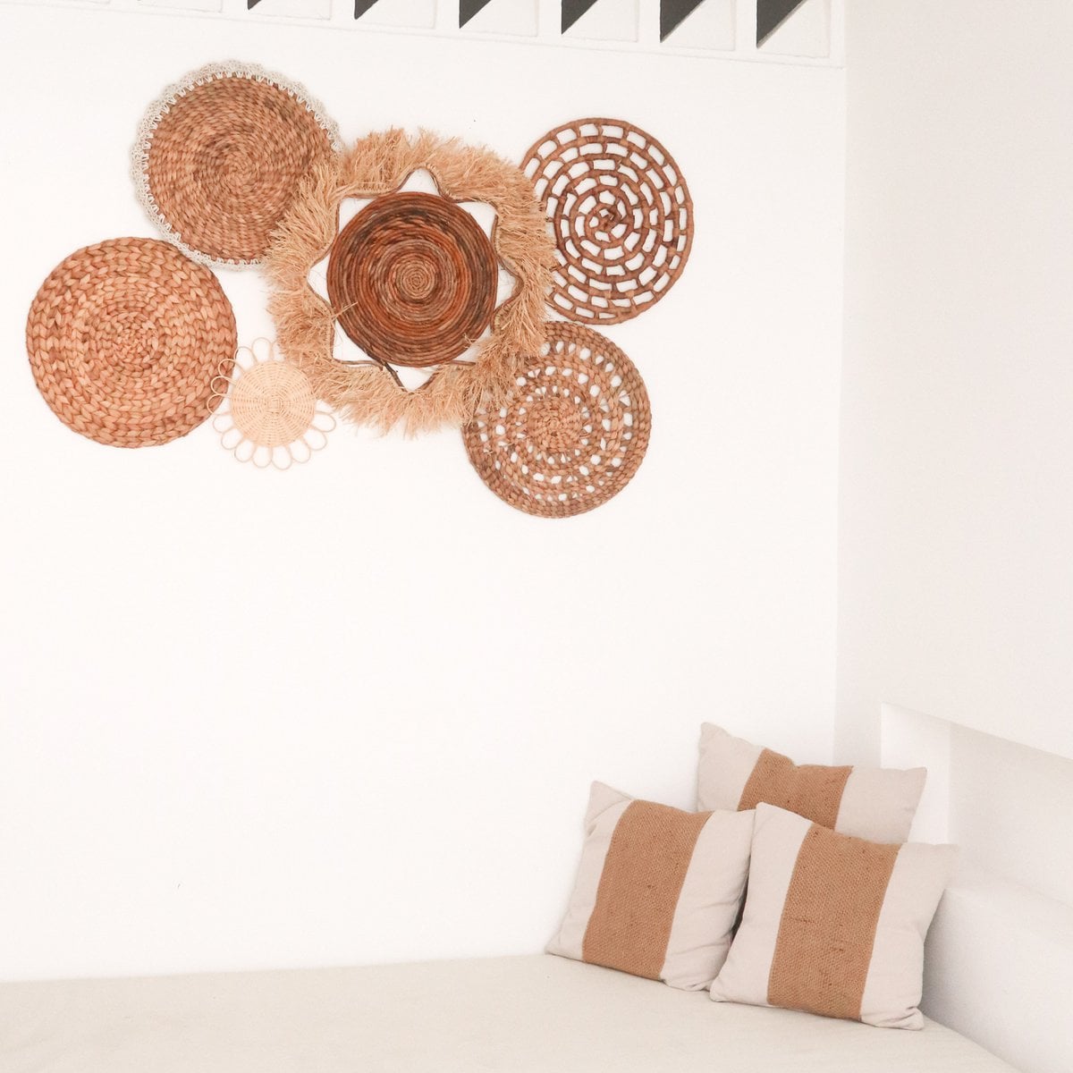 Mixed woven wall decor set of 6 – rattan, raffia & seagrass