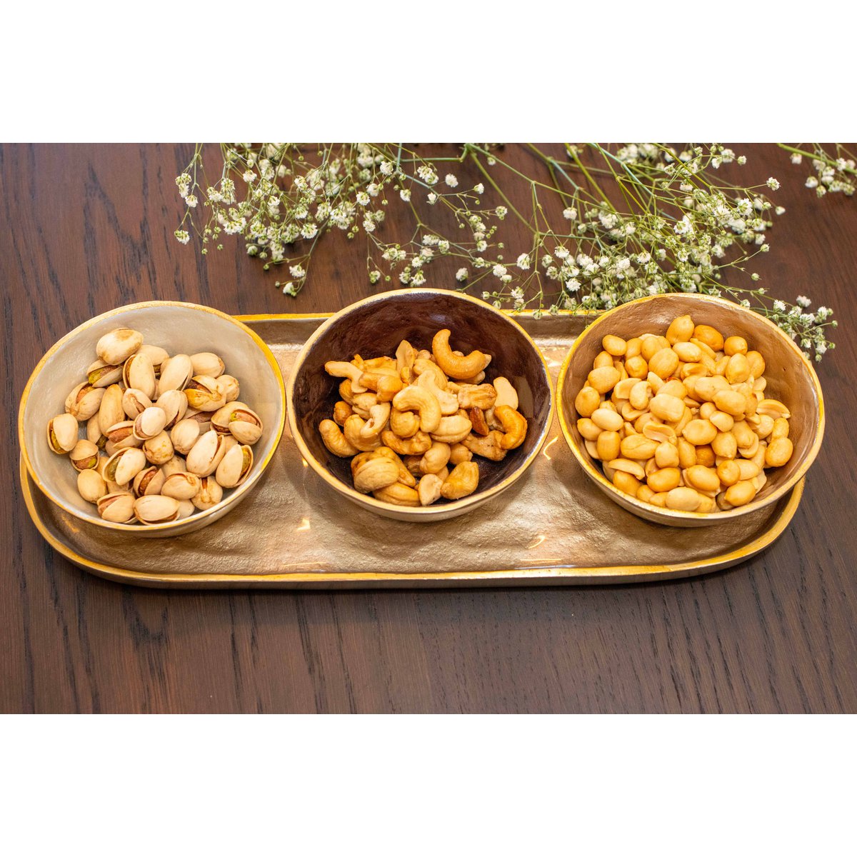 Aluminum aperitif set, 3 cups on oval tray
