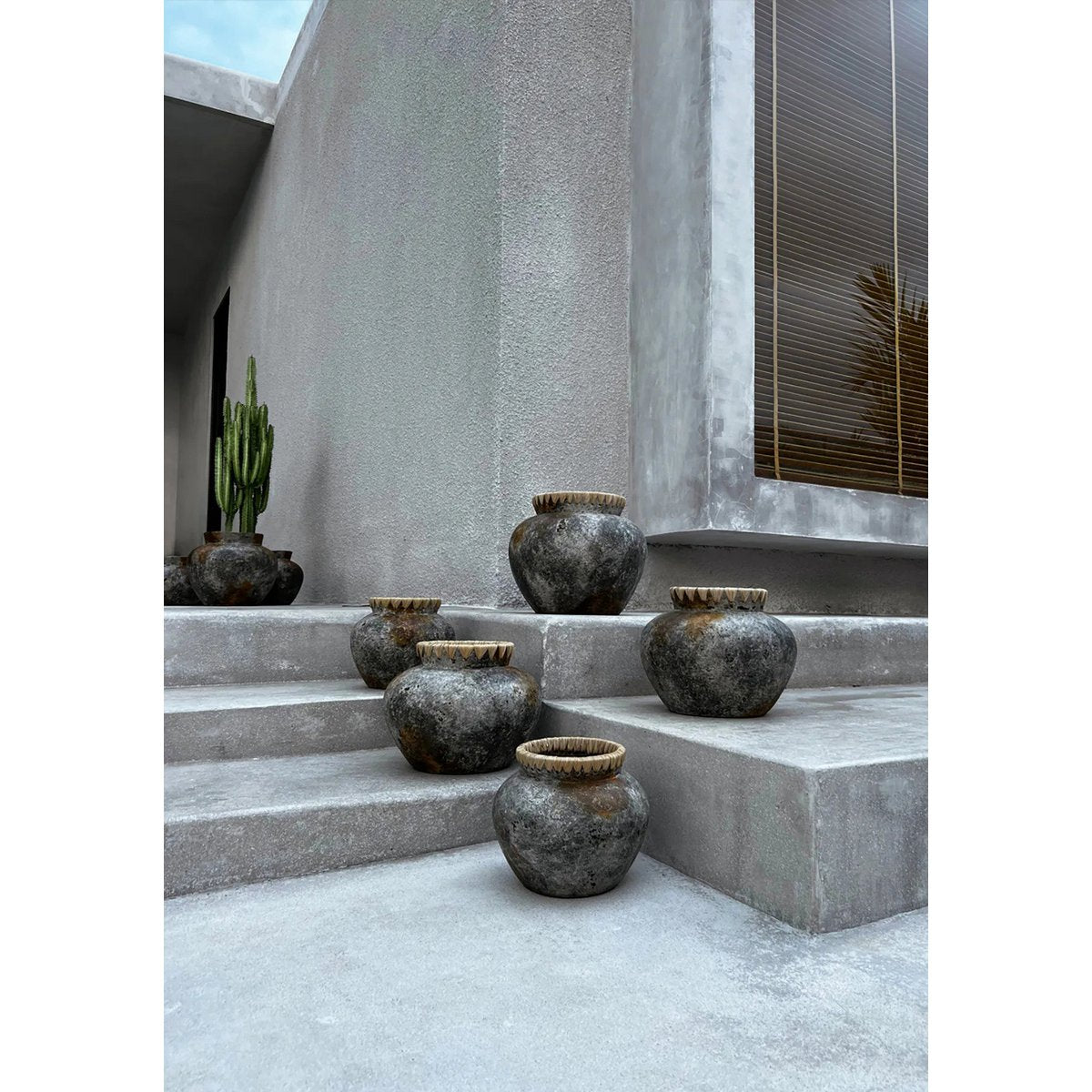 Styly terracotta vase, antique grey - medium