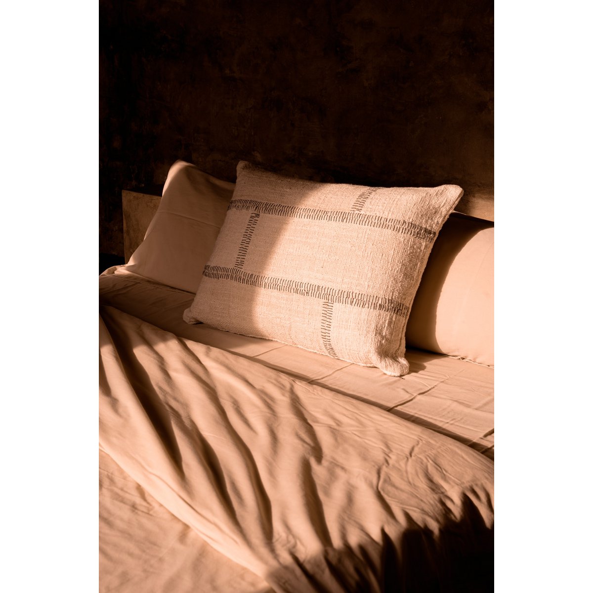 Cotton cushion cover 50×70 – cream, stitched detail