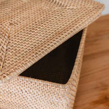 Handwoven rattan shelf basket with lid GRAHA M – 37 × 27 × 20 cm