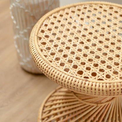 Rundt sidebord i rattan Ø45 cm × 45 cm højt – Luhu