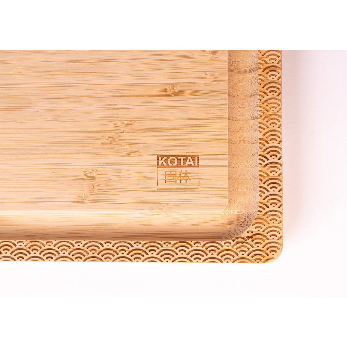 Bamboo cutting board 40 × 30 cm, wave pattern