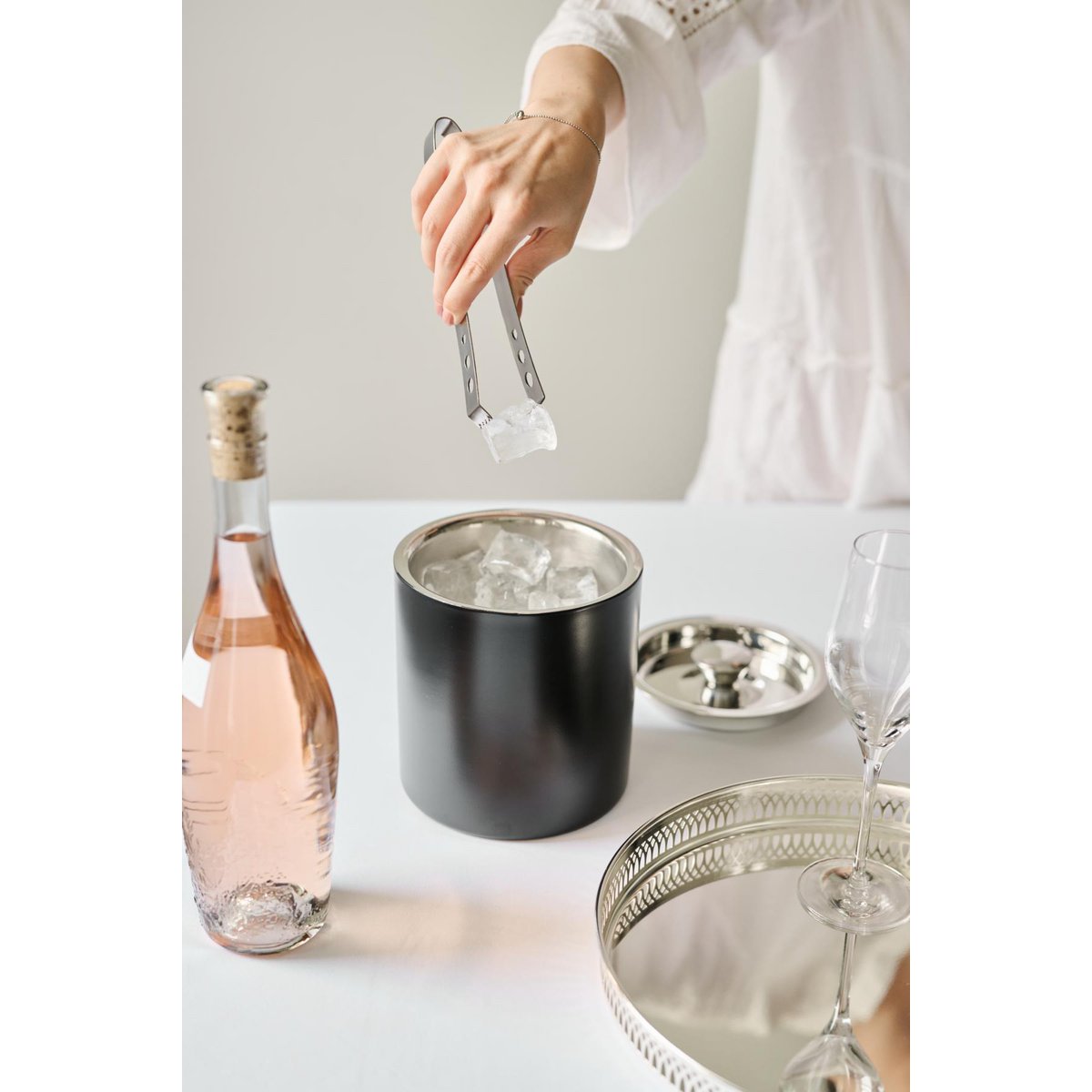Stainless steel ice bucket Pearl, 16 cm - with lid and pliers
