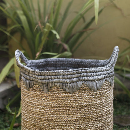 Seagrass vasketøjskurv NIAS M – 35 × 40 cm, beige & blå