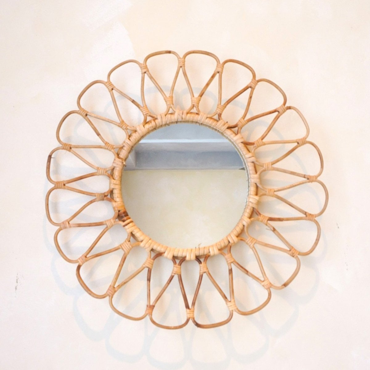 Rattan round wall mirror 38 cm DANAU – handmade