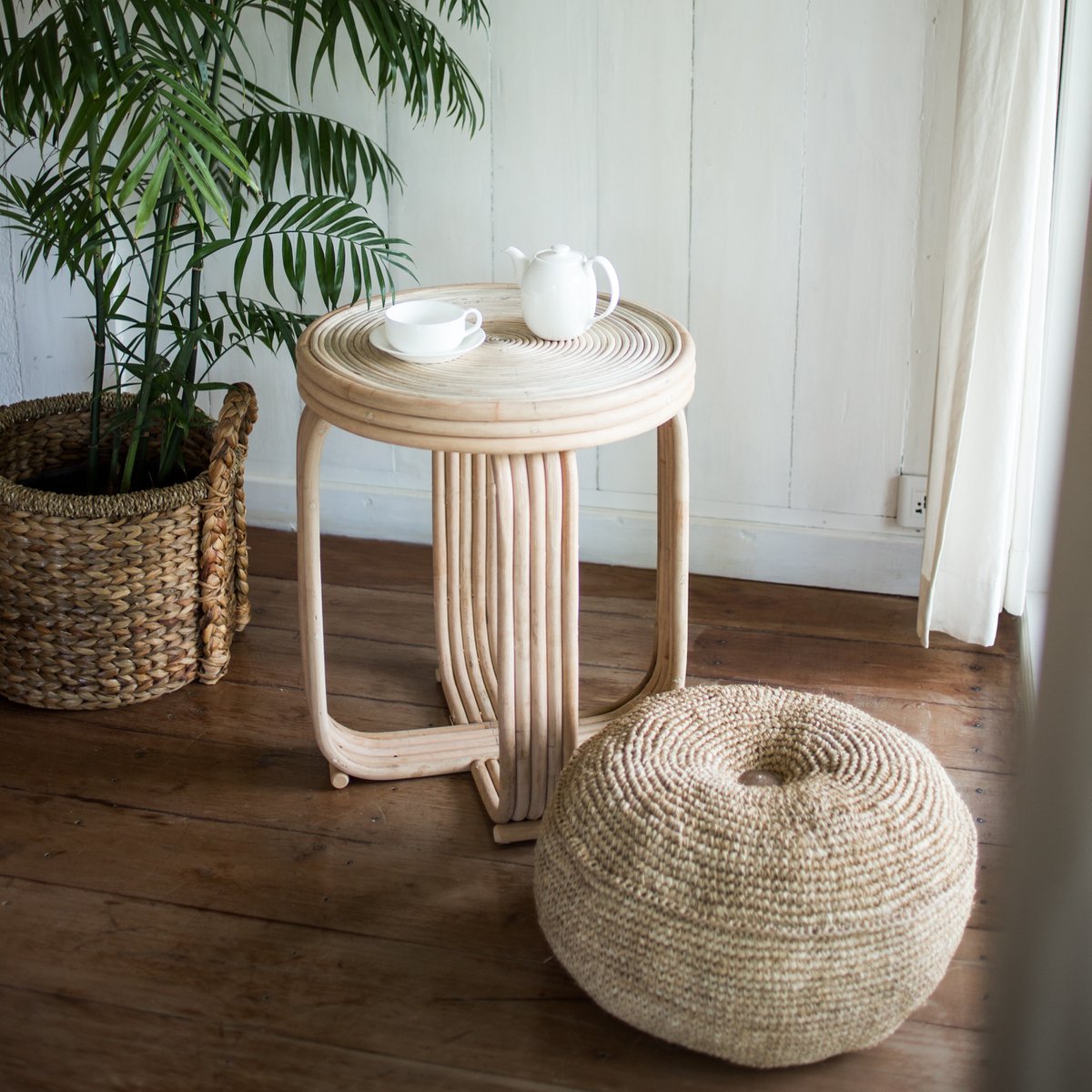 Raffia pouf TELU Ø60 cm - coconut fiber & cotton fill