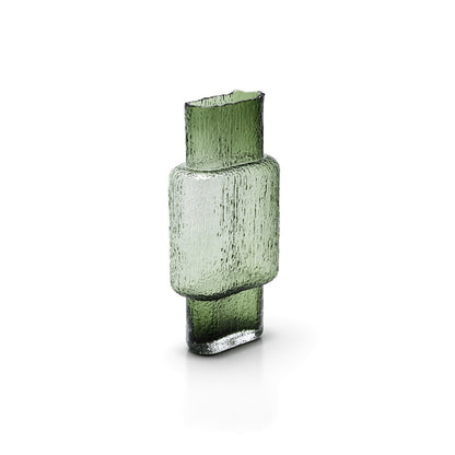 Grüne Glasvase 34 cm hoch – asymmetrisch gerippte Form