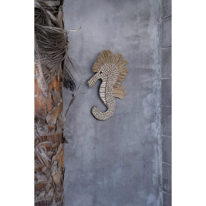 Shell sea horse wall hanging - White