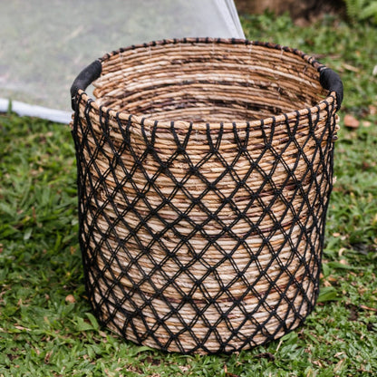 Banana fibre basket PURA L – black, beige & brown, Indonesia