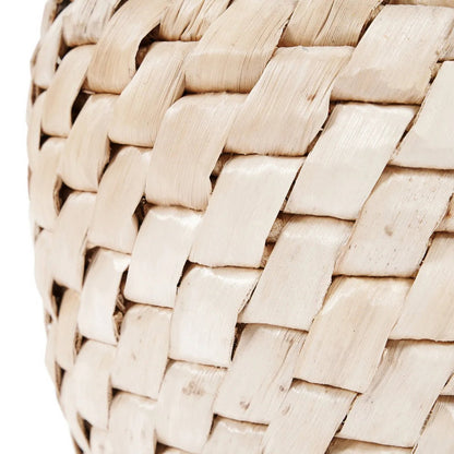 Palm leaf basket with diagonal weave - round