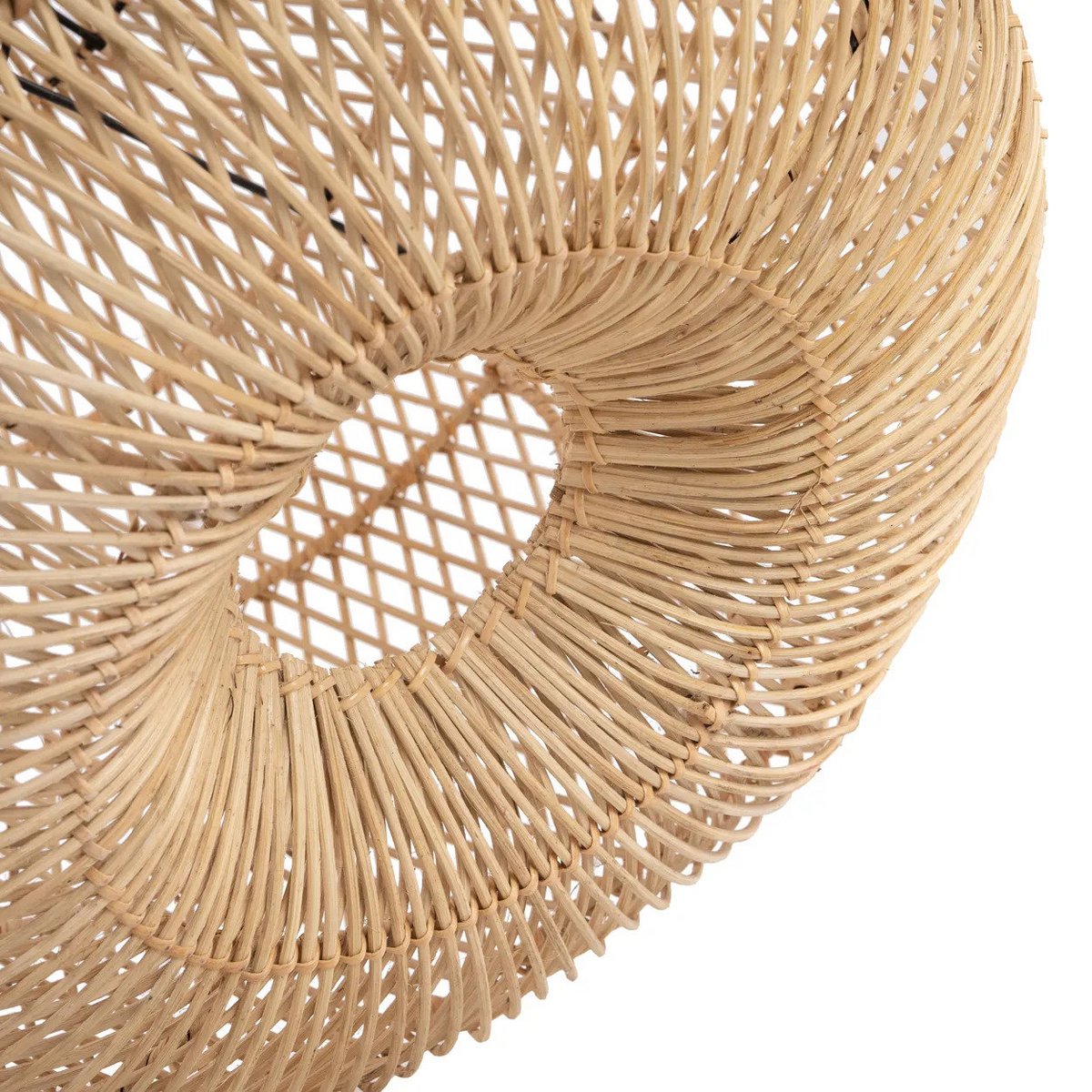 Rattan pendant shade L – Batu Bolong, handmade