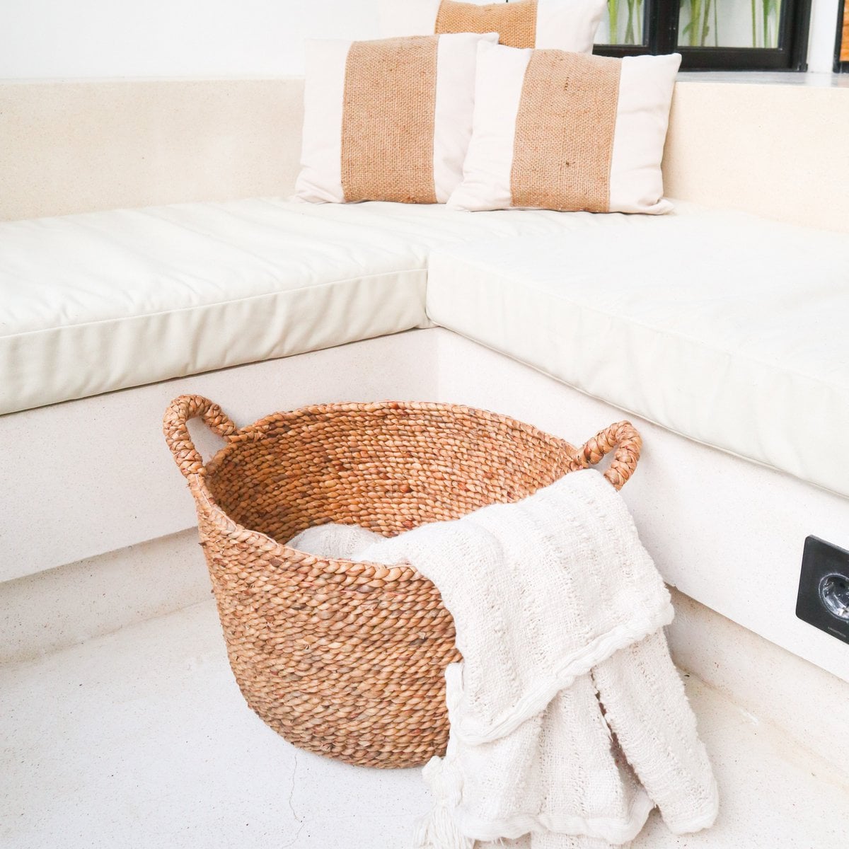 Water hyacinth basket SAMU L – 42 cm diameter