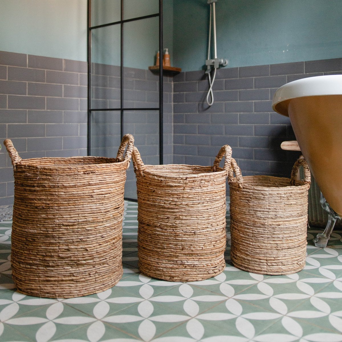 Woven storage basket SYAILENDRA L, 40 × 44 cm - made in Indonesia