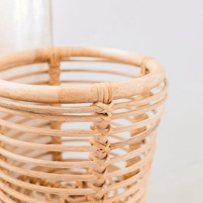 Handwoven rattan plant stand – fits pots up to Ø20 cm