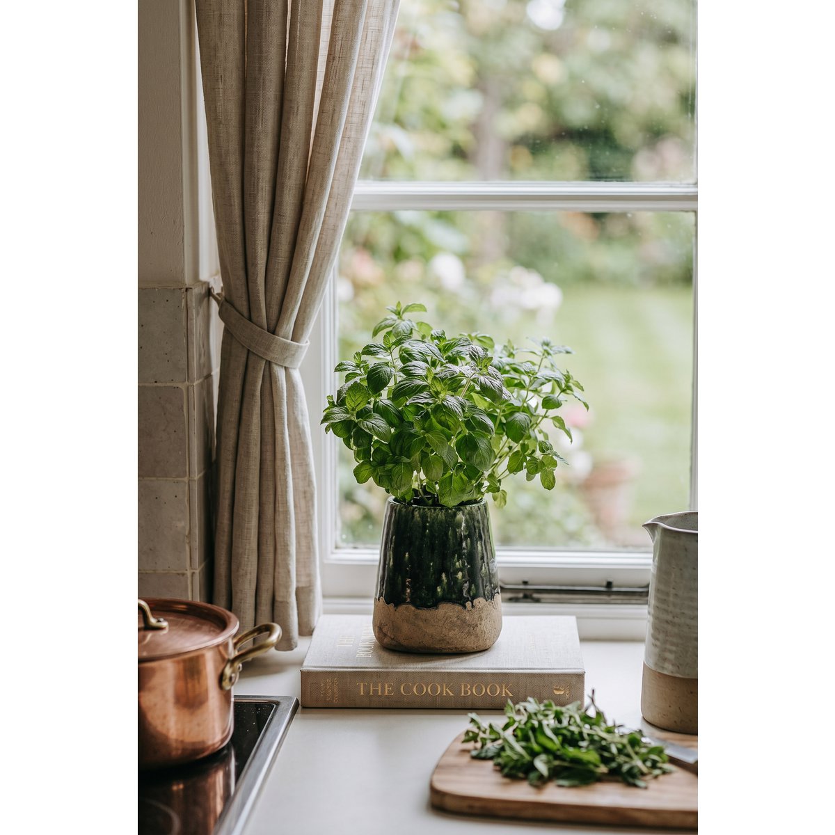 Moss Conical krukke - Concrete Green - M
