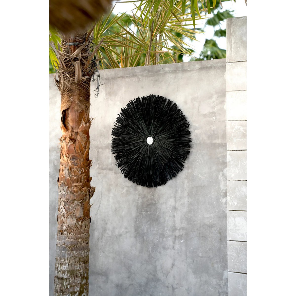 Raffia wall circle, black, 50 cm - woven