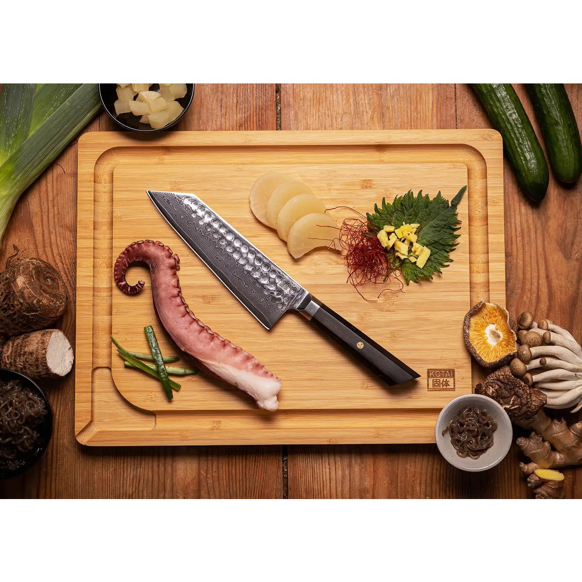 Santoku knife, 170 mm - Damascus steel, ebony handle