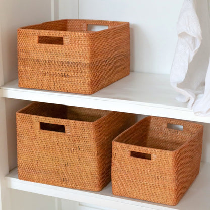 Handwoven rattan shelf basket Warsa M – 38 × 23 × 28 cm