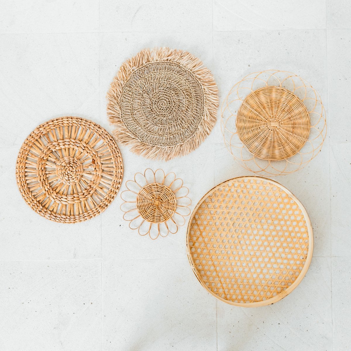 Rattan wall basket set of 5 – Ø 15–45 cm, natural