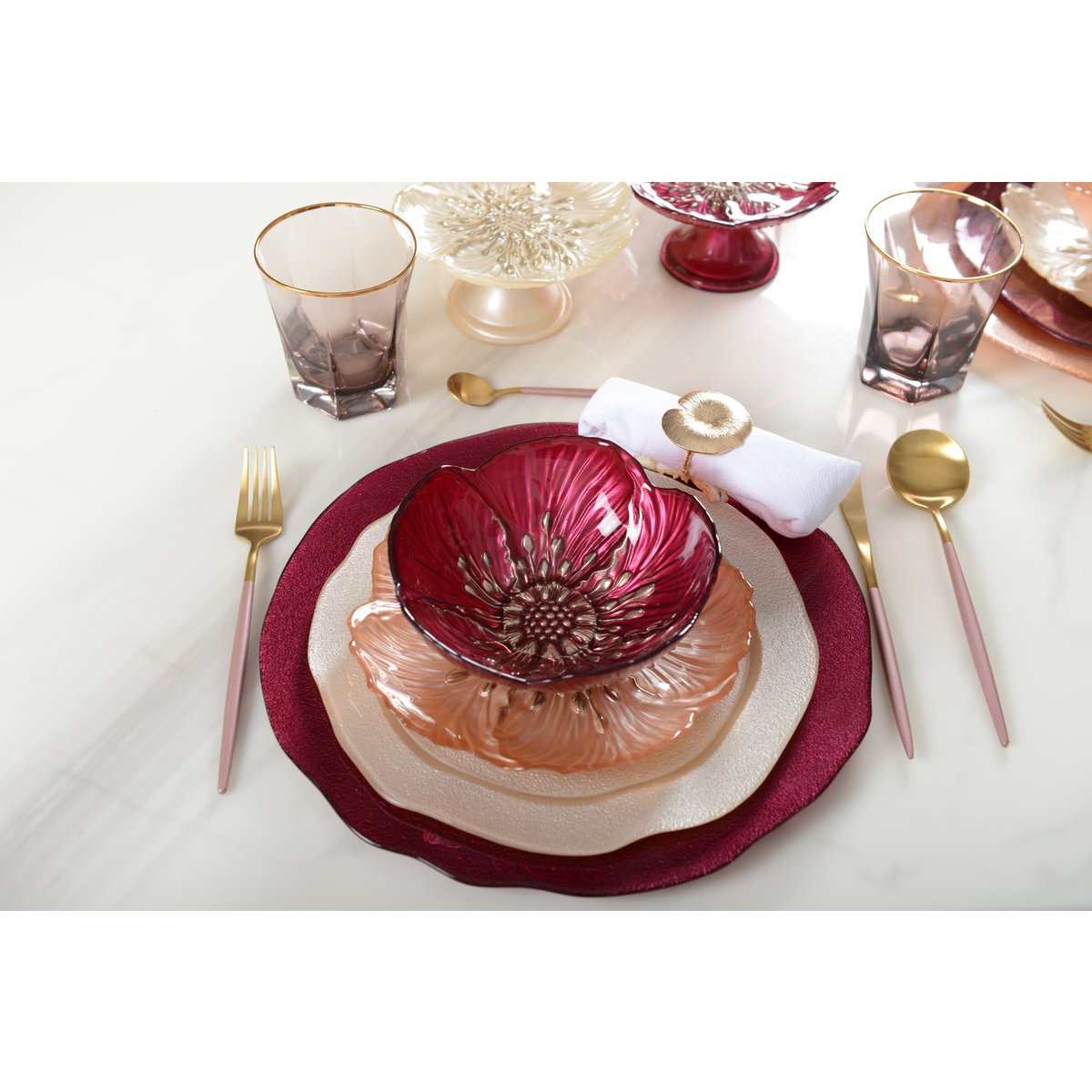 Glass flower dinner plate, vanilla - 28 cm