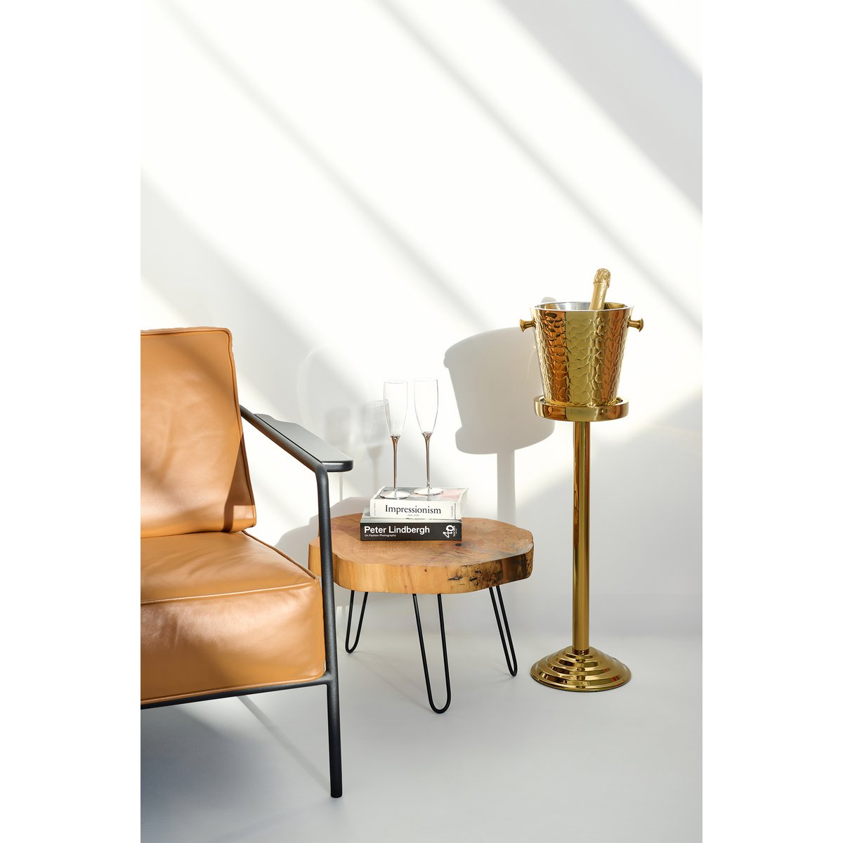 Champagne cooler with stand, metal finish - 86 cm tall