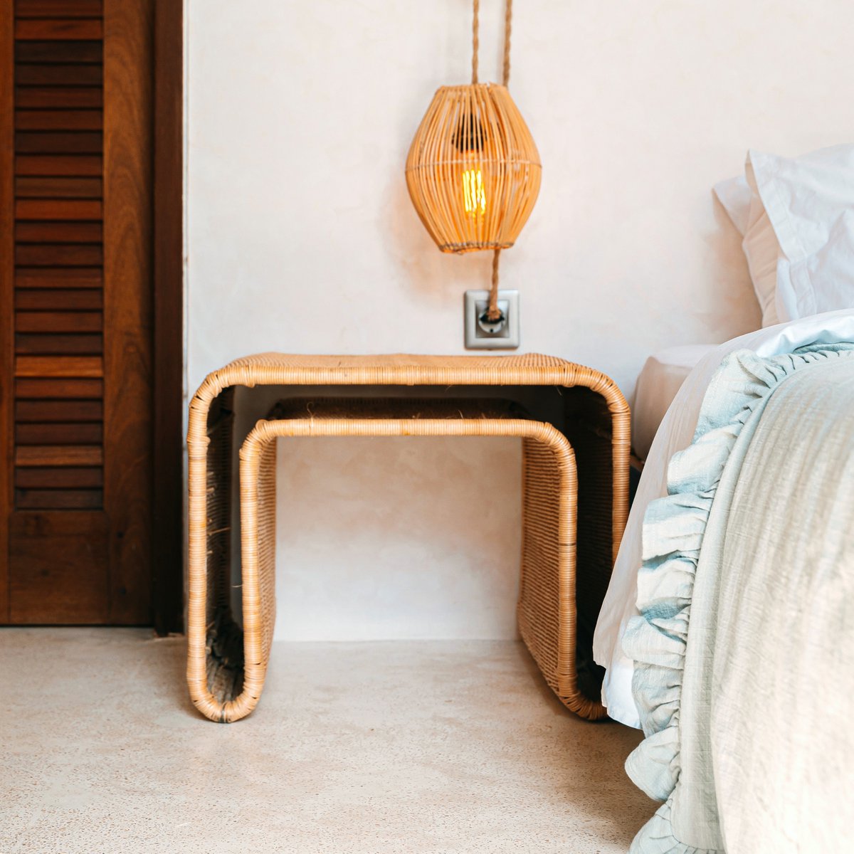 Rattan side table Bayu - handwoven top with metal frame