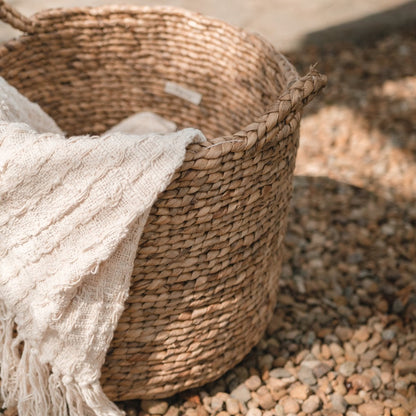 Water hyacinth basket Balai L – handwoven, 37 × 39 cm