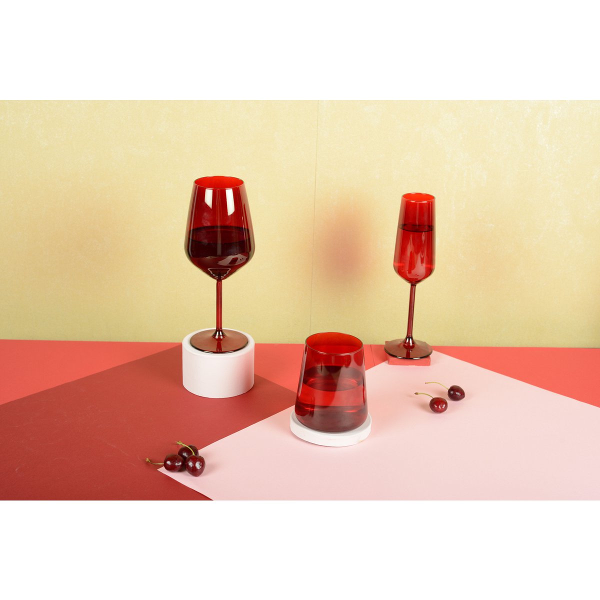 Glass wine glasses, set of 6 - red
