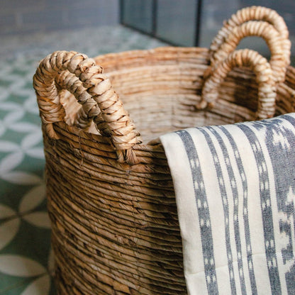 Woven storage basket SYAILENDRA L, 40 × 44 cm - made in Indonesia