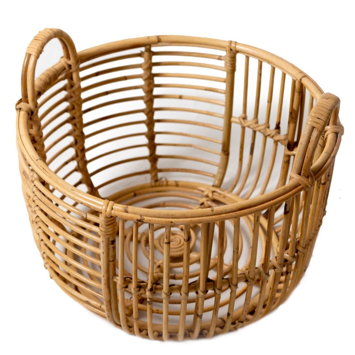 Handwoven rattan basket Jemuh low – ø42 × 27 cm, Indonesia