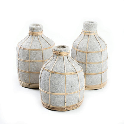 Terrakotta-Vase mit Rattandetail - L