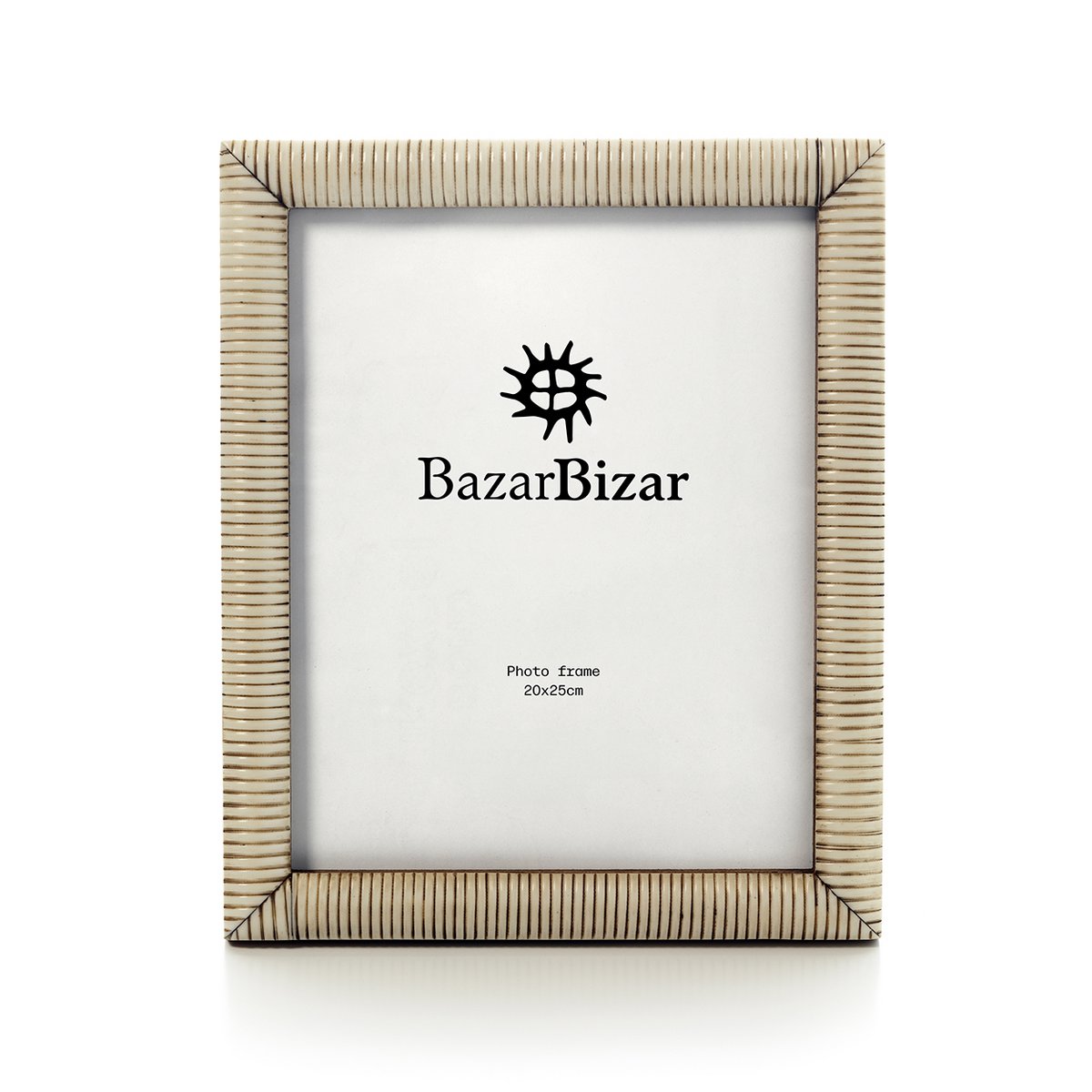 Polyresin frame, antique, 20×25 cm - carved lines